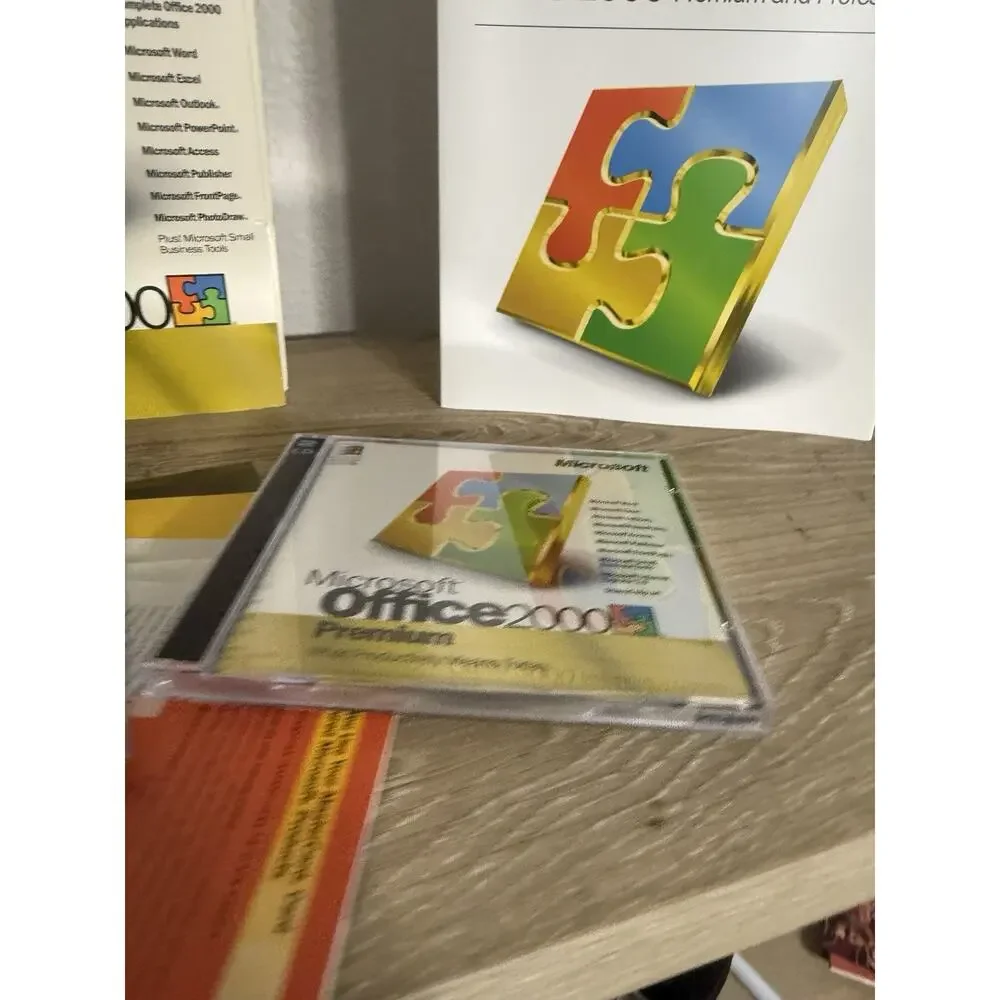 Microsoft Office 2000 Premium, 2 CDs with a product key, Manual